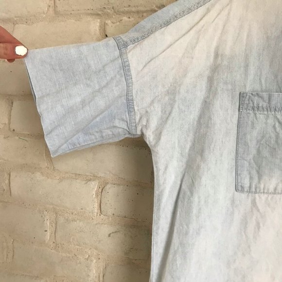 DE COLLECTION Oversized Denim Short Sleeve Shirt - Picture 3 of 12